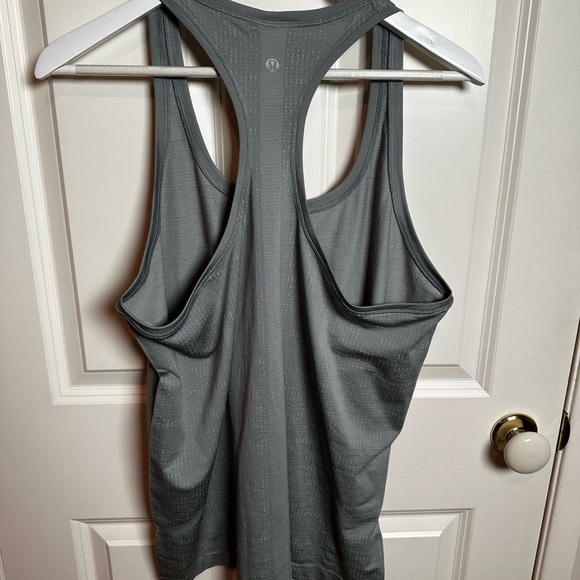 Lululemon Athletica Gray Tank Top - Picture 6 of 6